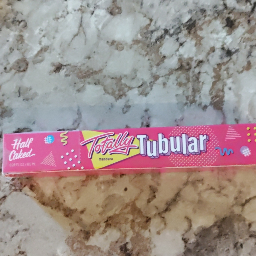 Half Caked totally tubular mascara